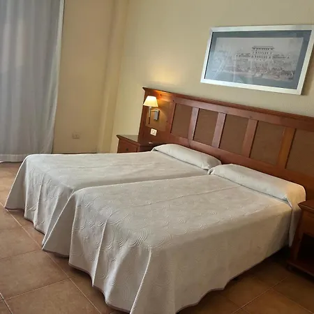 Aparthotel Colon2 4*